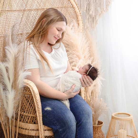 Meet your Posher, Shelby - Picture 1 of 1